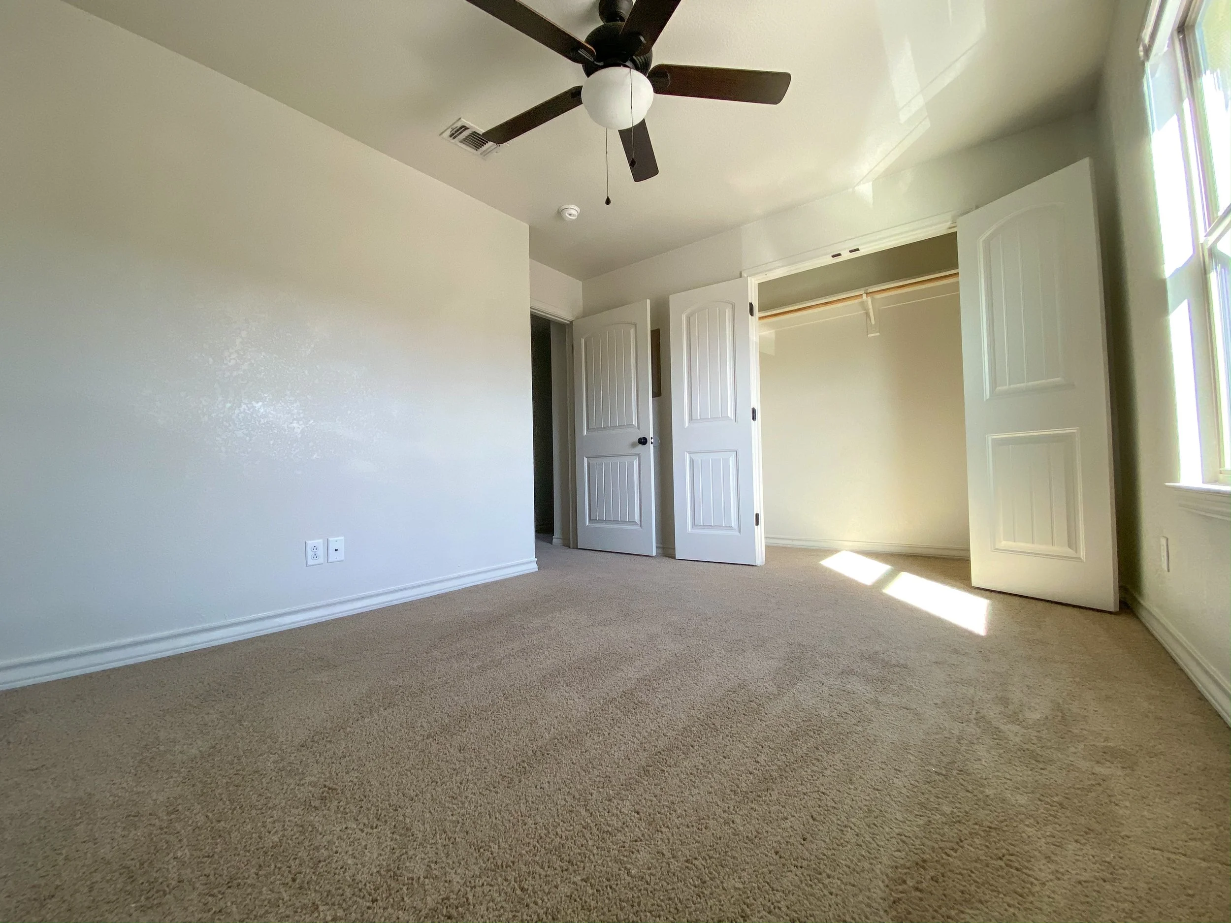 2 Bed 1.5 Bath Townhome