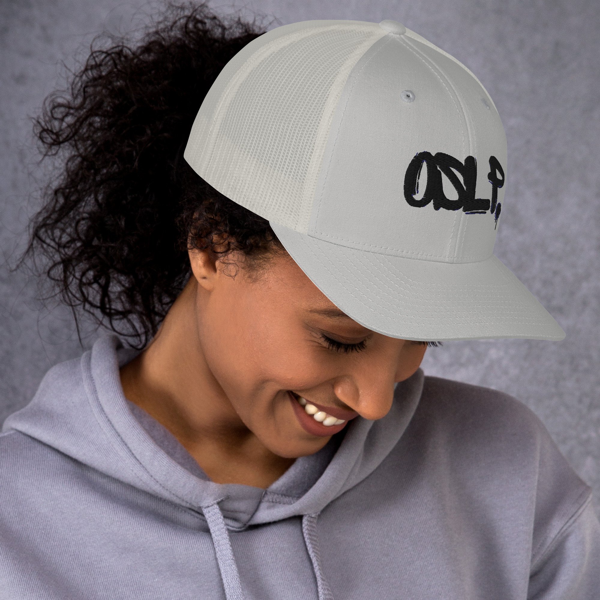 retro-trucker-hat-silver-right-686b696e882c1.jpg