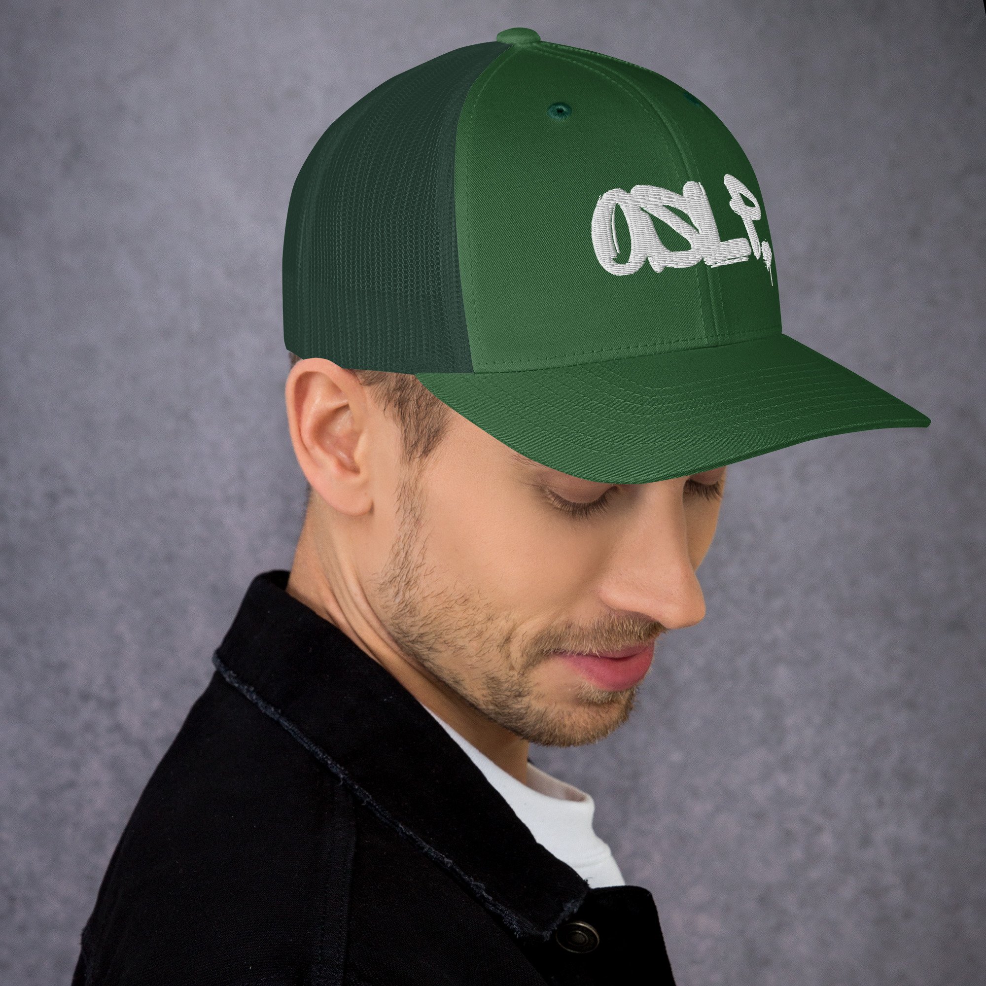retro-trucker-hat-evergreen-right-686b6cf112ea6.jpg