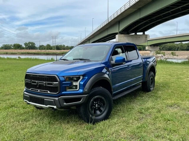 Ford Raptor Dodge