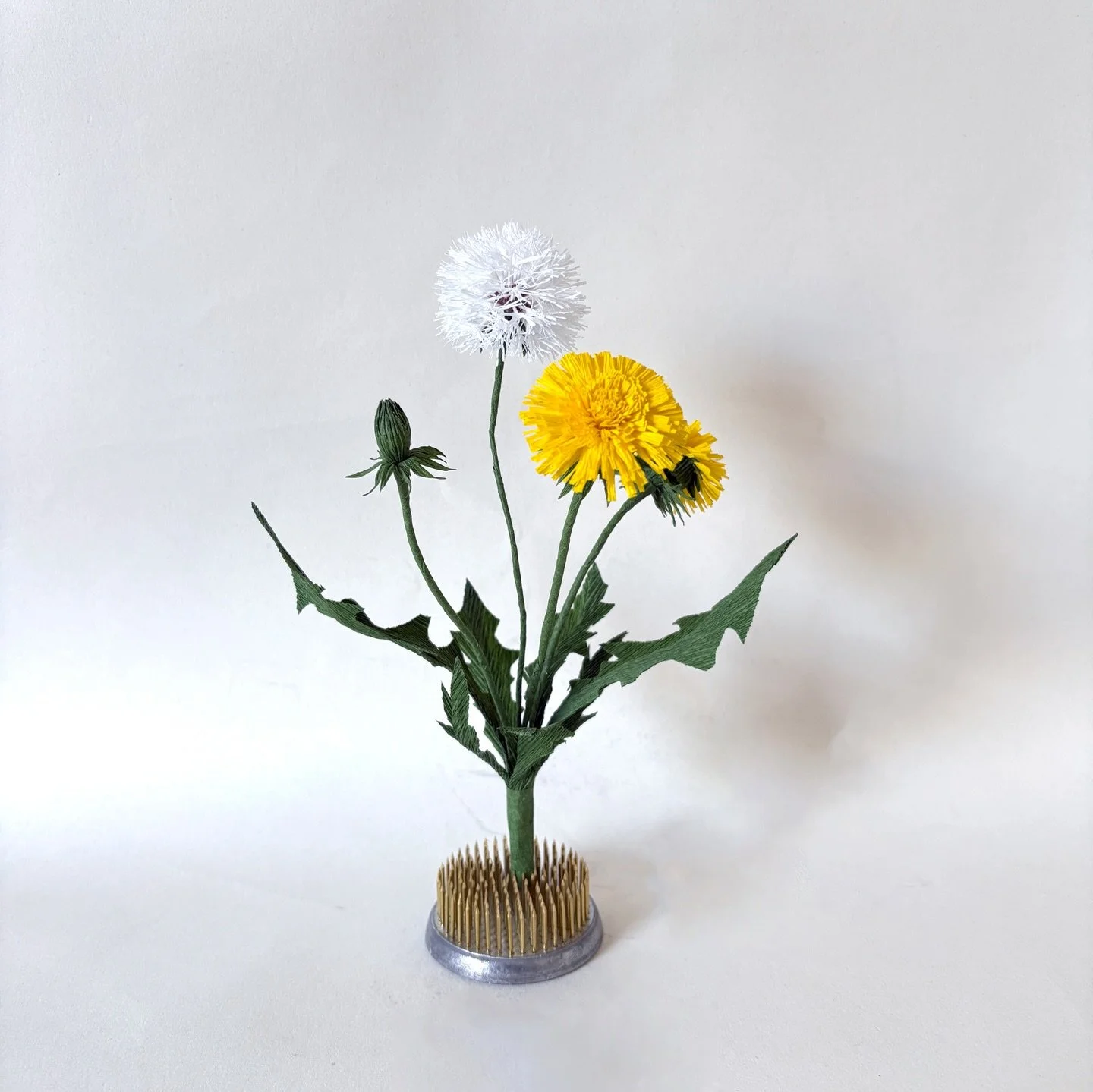 Sorry for the delay&mdash;because I just finished a commission. I&rsquo;m really glad I was able to complete this month&rsquo;s dandelion tutorial, which feels like a great milestone along the way. 😊
.
If you are interested, our tutorial is already 