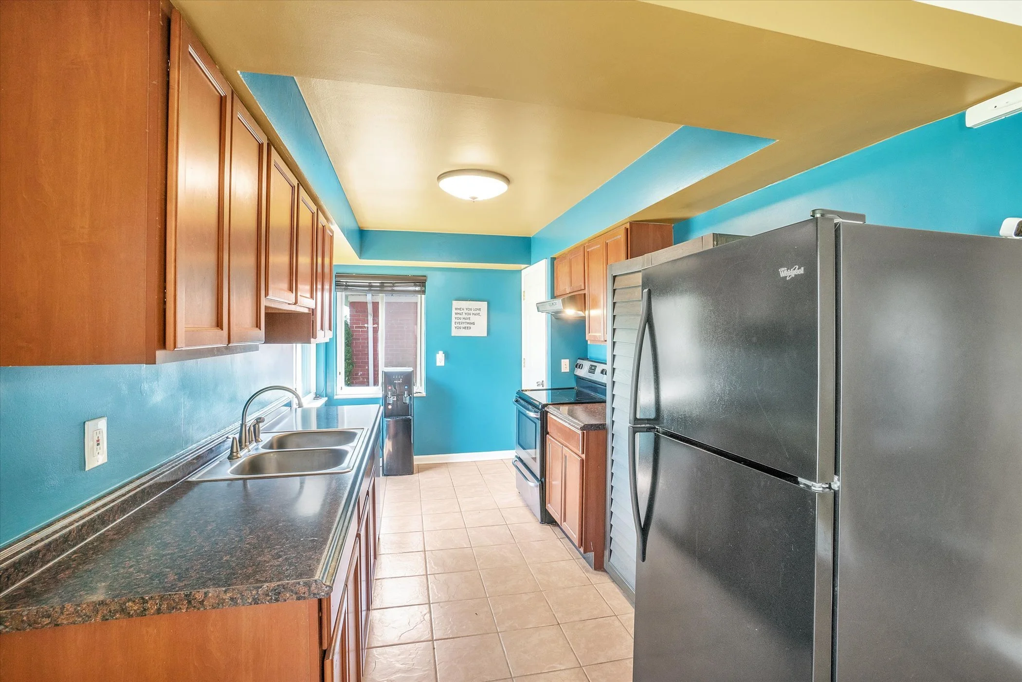 09-16820-Juliana-Ave-WindowStill-Real-Estate-Photography-9.jpg