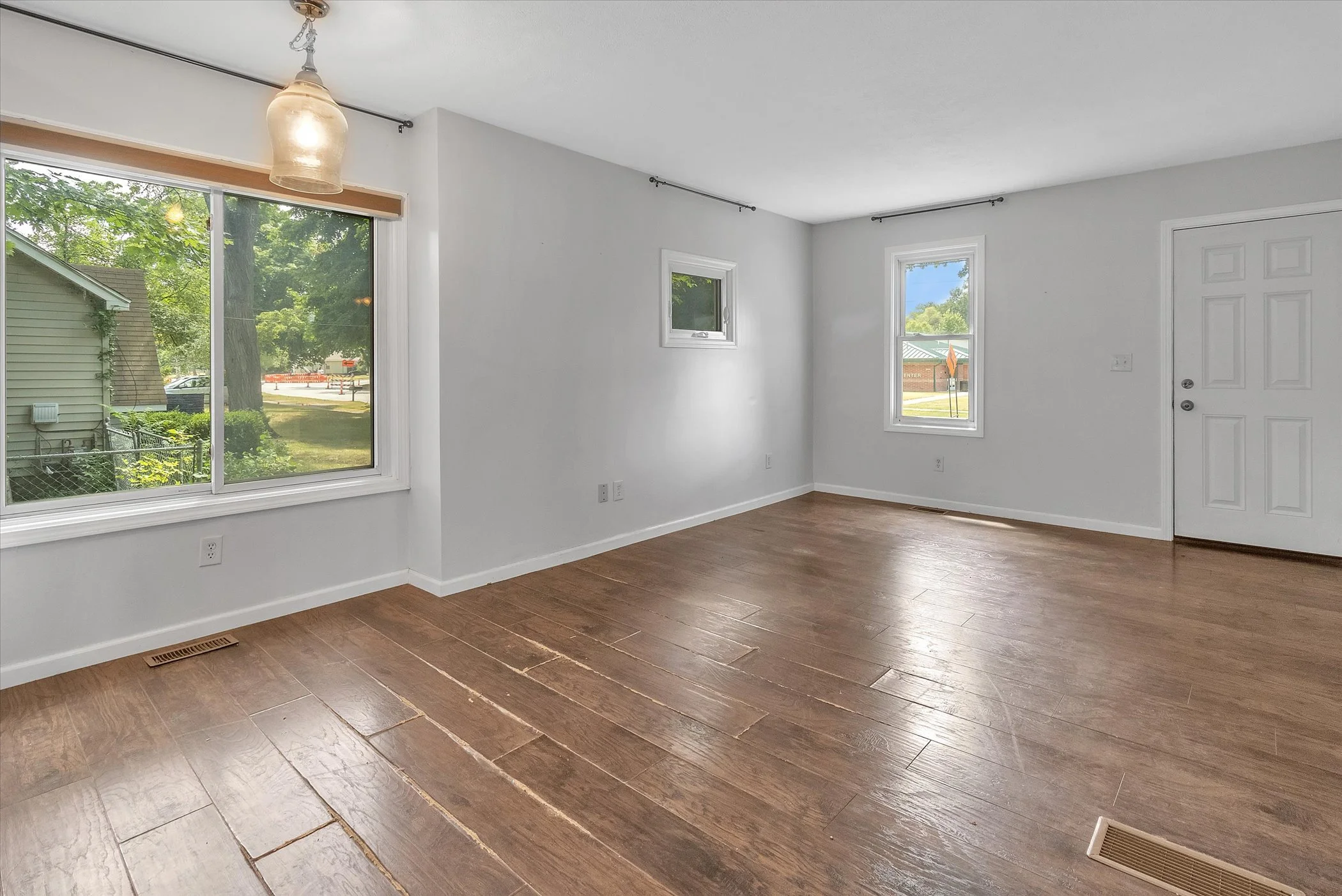 10-2018-Jefferson-Ave-WindowStill-Real-Estate-Photography-10.jpg