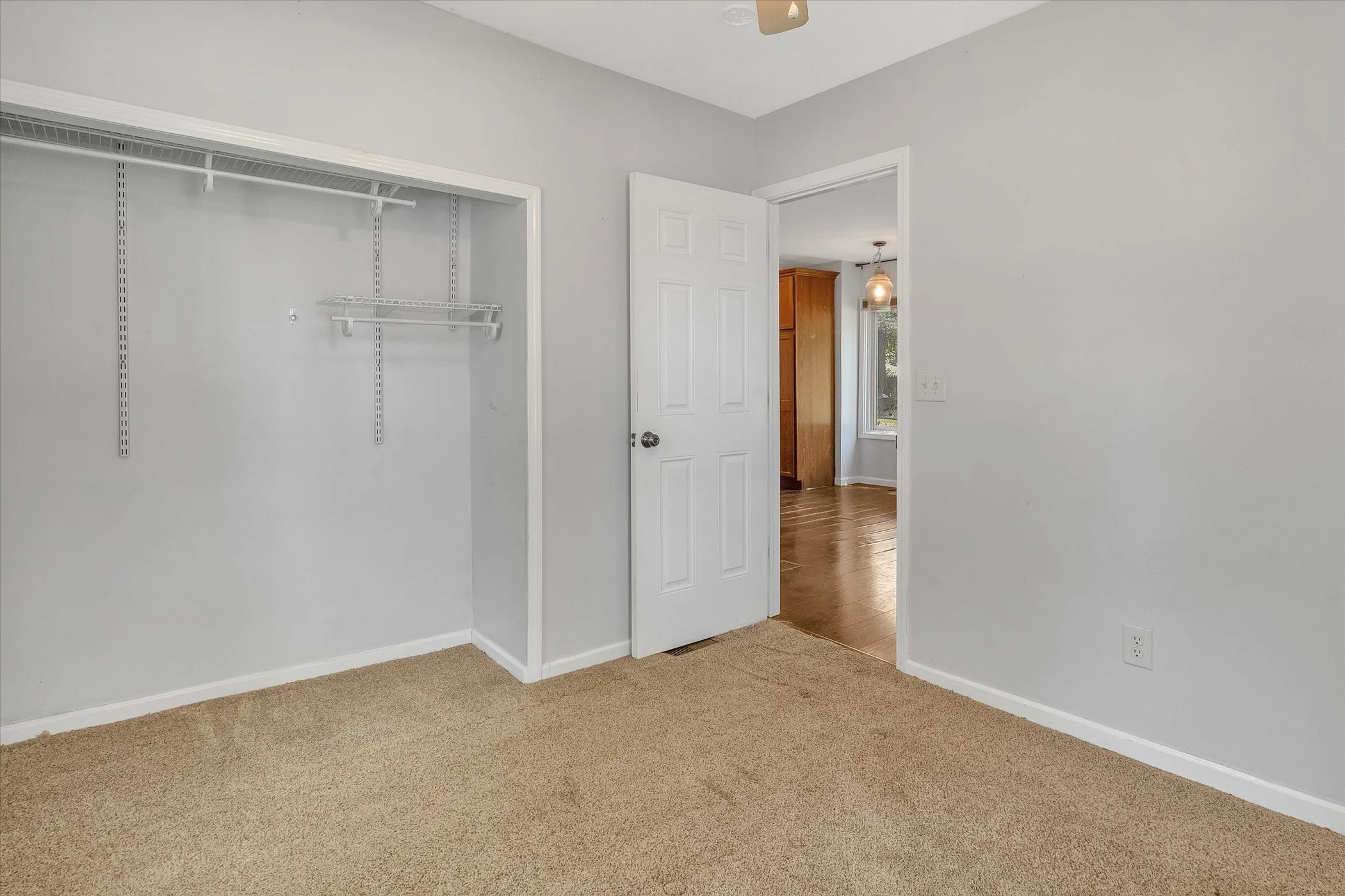 19-2018-Jefferson-Ave-WindowStill-Real-Estate-Photography-19.jpg