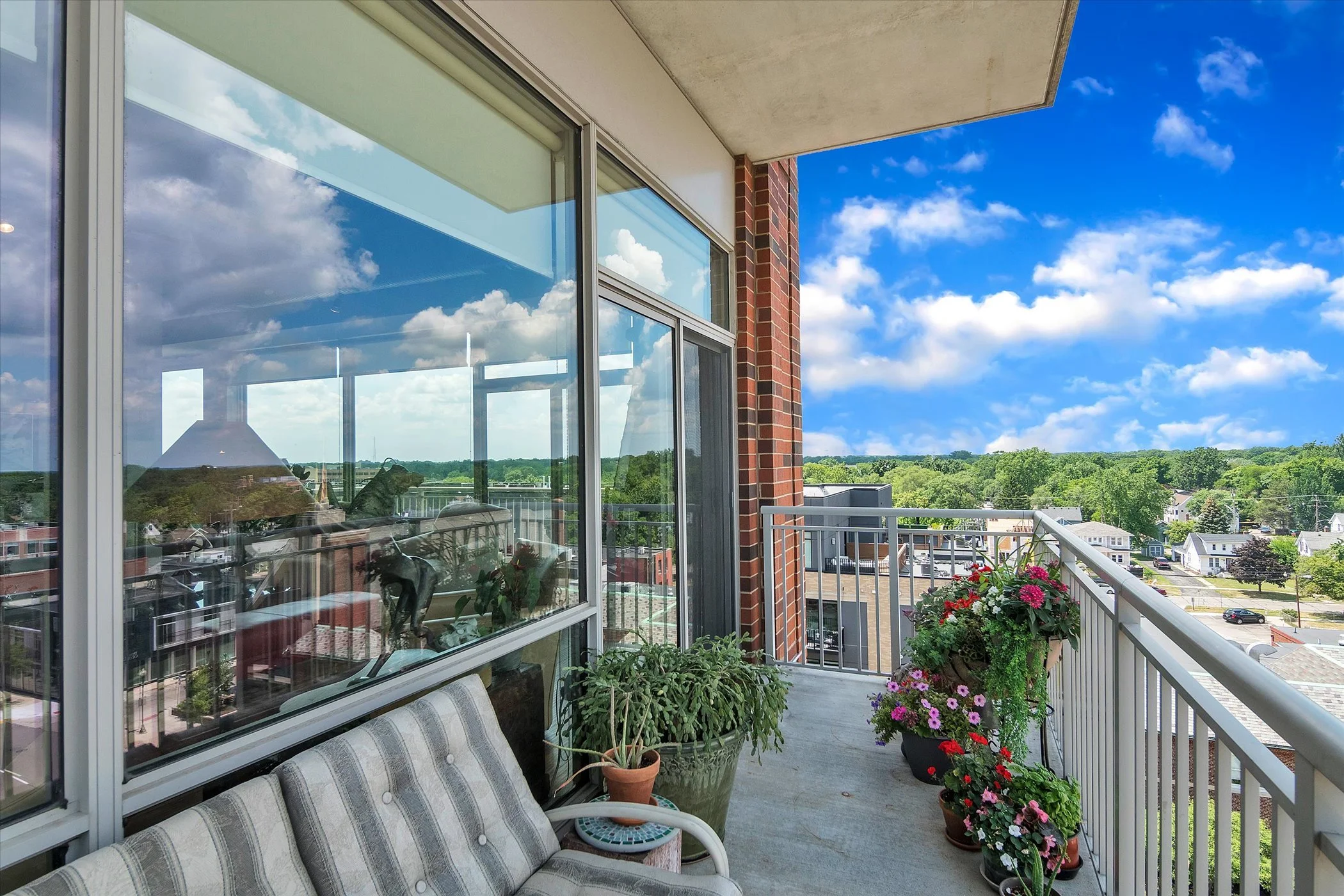 42-350-N-Main-St-Unit-601-Lamg-Estates-Real-Estate-Experts-42 (38).jpg