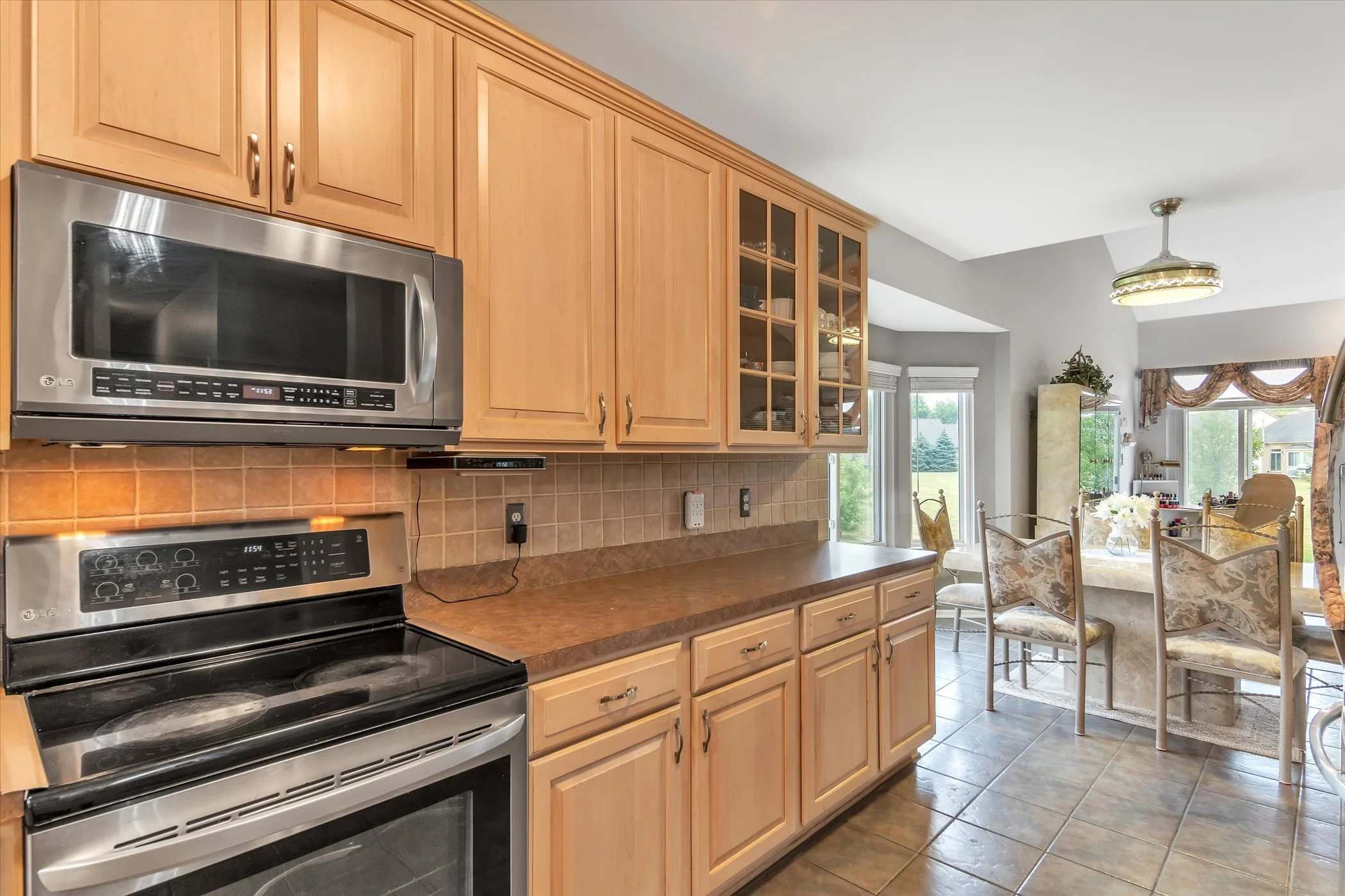 47-40712-Suffield-Dr-Lang-Estates-Real-Estate-Experts-48 (14).jpg
