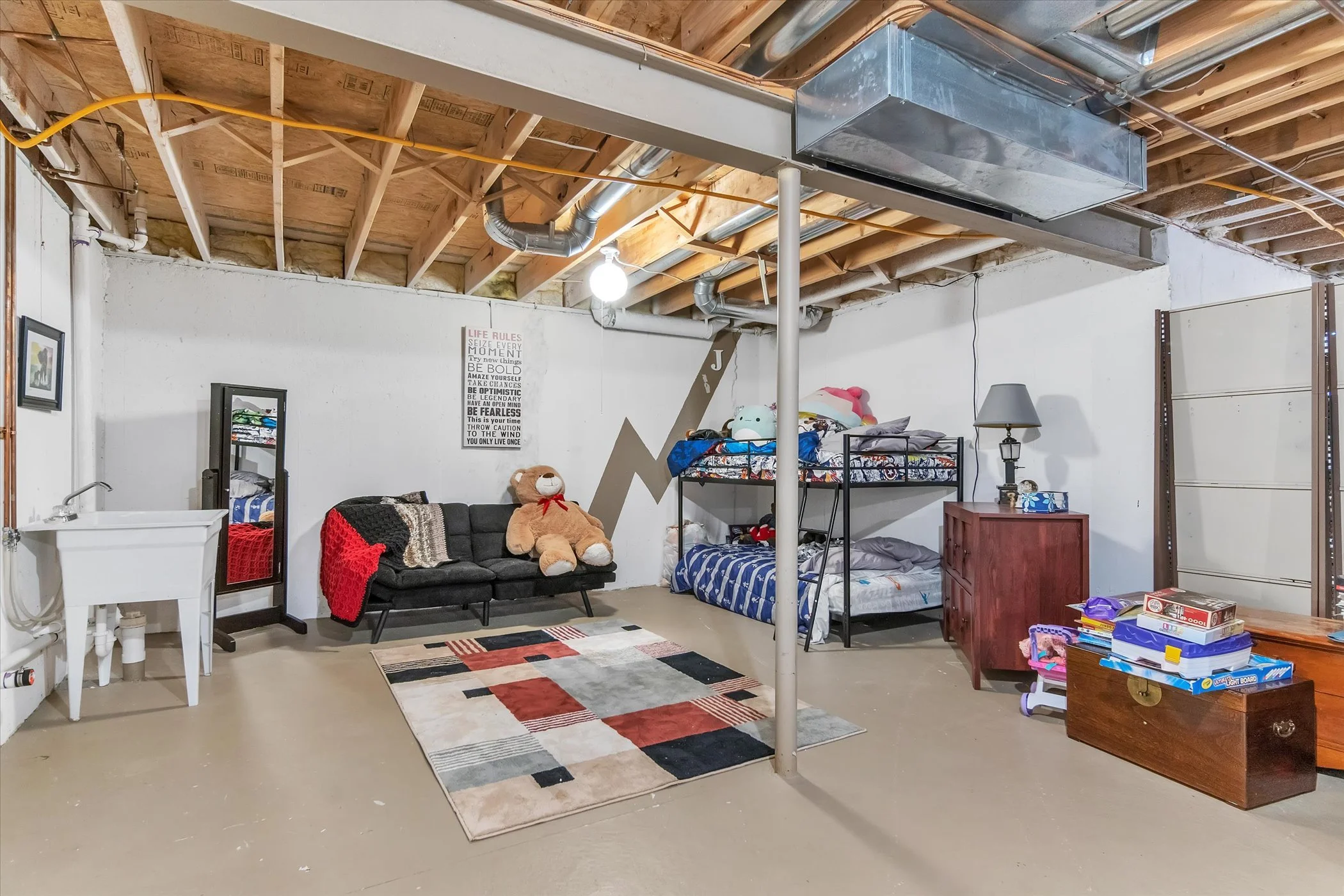 47-40712-Suffield-Dr-Lang-Estates-Real-Estate-Experts-48 (36).jpg