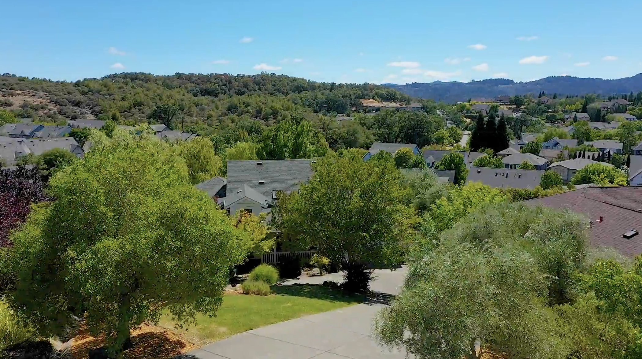 378 BRIDLE PATH