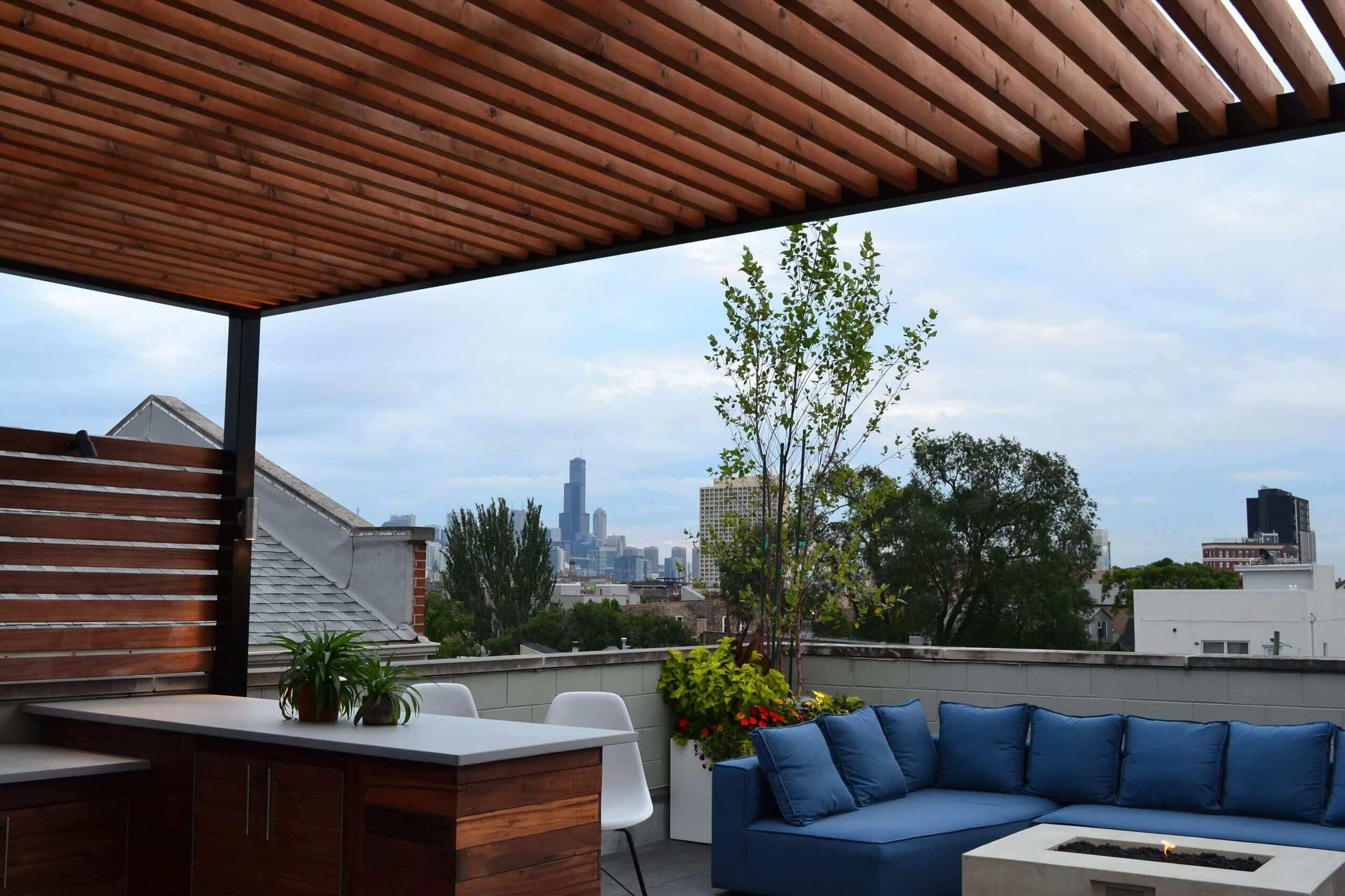 Residential Rooftop Deck in Wicker Park, Chicago