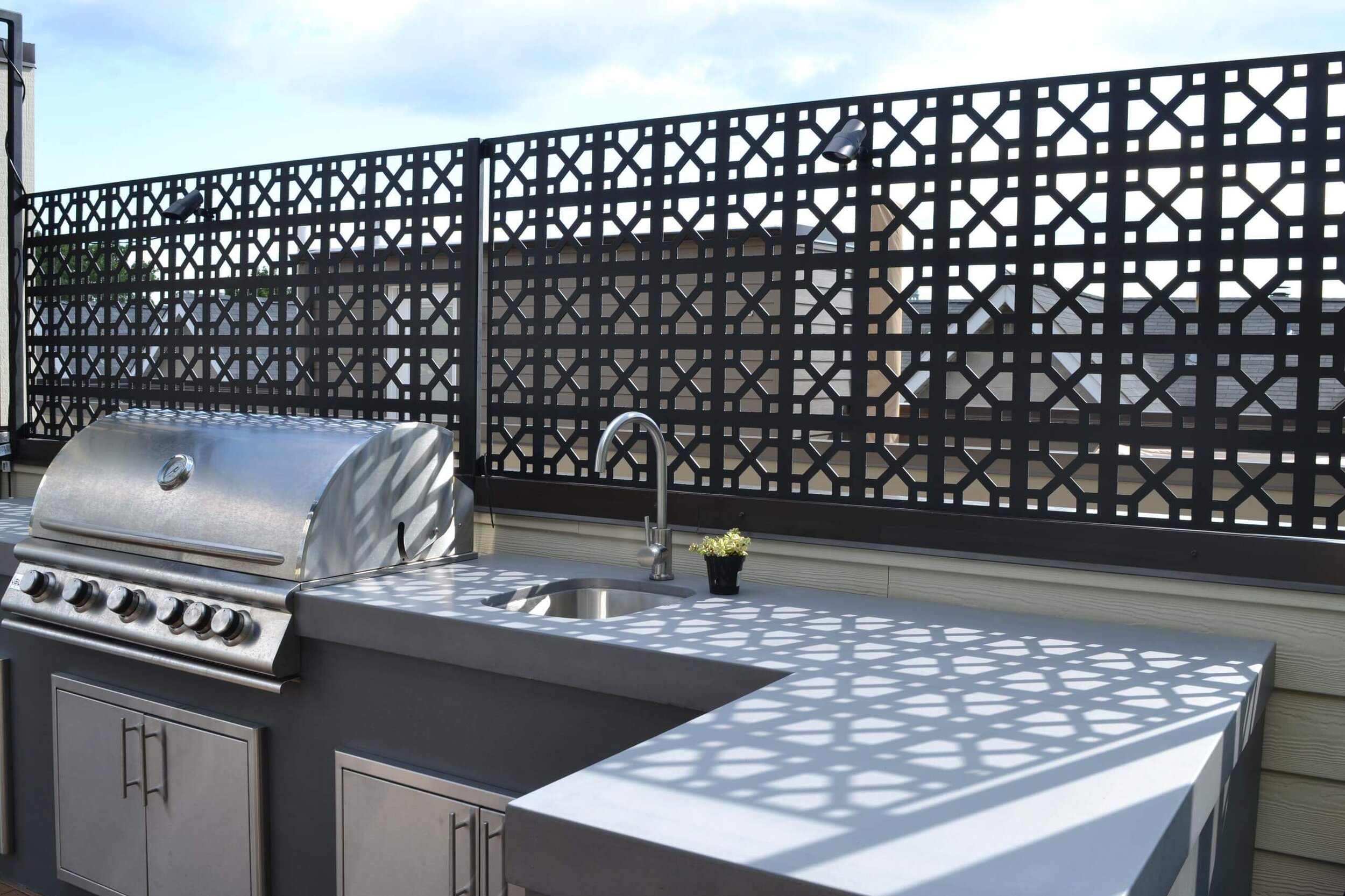 Residential Rooftop Deck in Wicker Park, Chicago