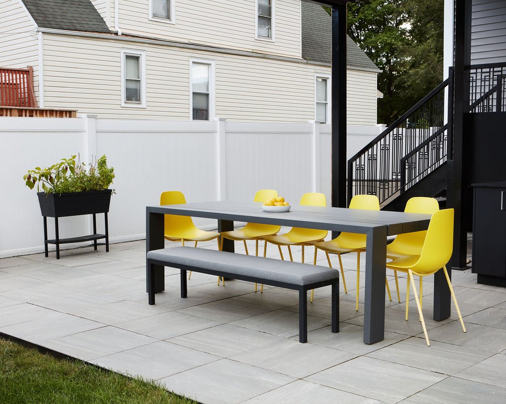 Modern Outdoor Dining Furniture in Chicago