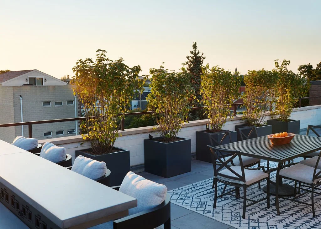 Rooftopia Rooftopia -West Town Contemporary Rooftop Patio & Lounge