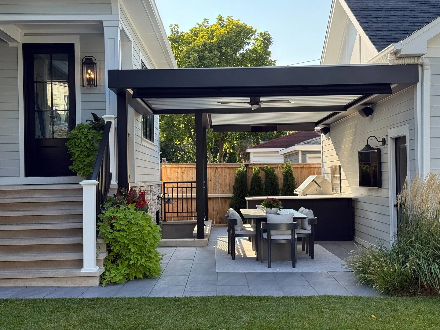 Loved checking in on this Chicago outdoor living project. We were honored to design this urban front and backyard landscape. With an outdoor kitchen, pergola, and a patio with heated walk way so Chicago winters are less work. 

Design/GC/landscape/bu