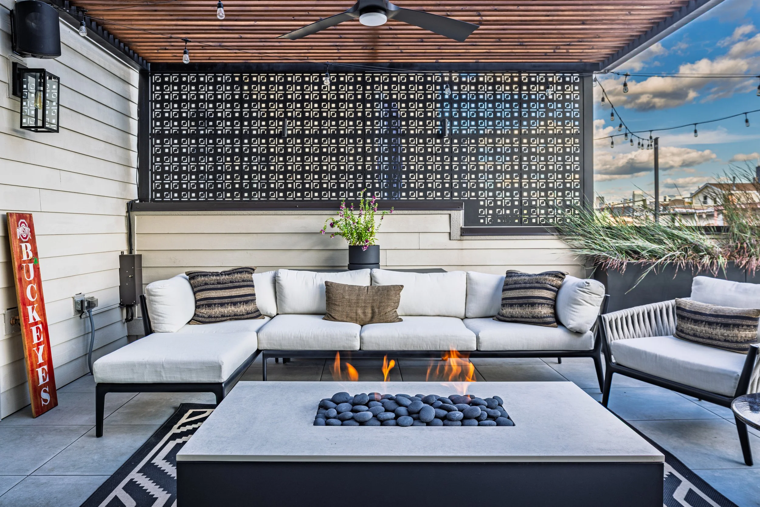 Wicker Park Rooftop Deck Design &amp; Pergola Installation