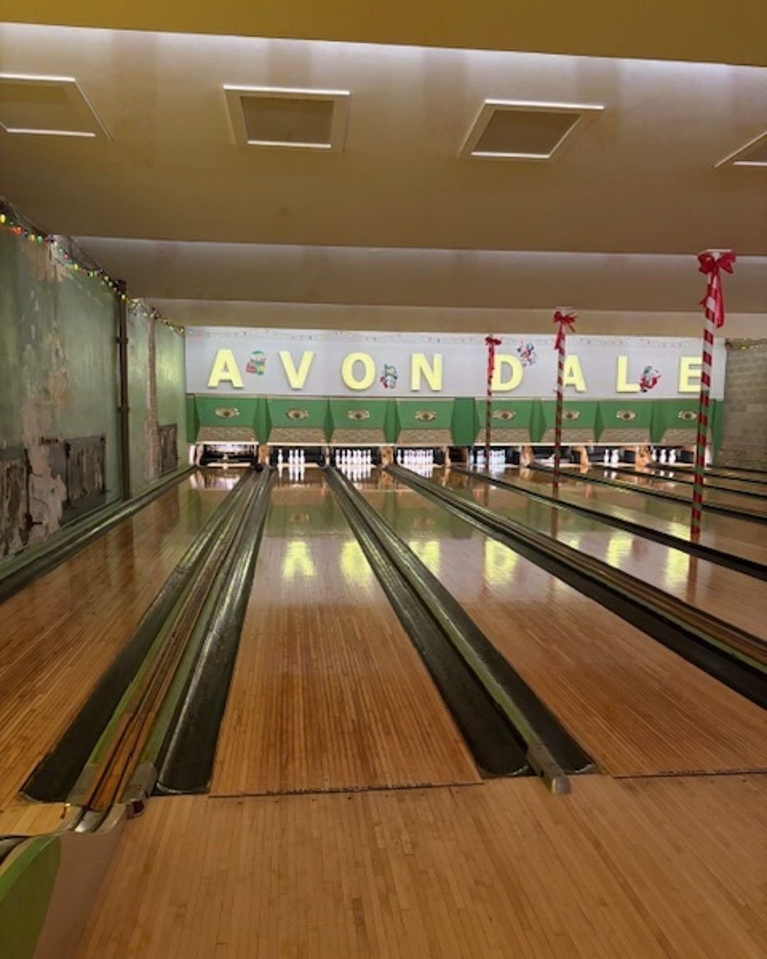 Big thank you to @AvondaleBowl and @pizzalobo_ for helping us celebrate our holiday party!