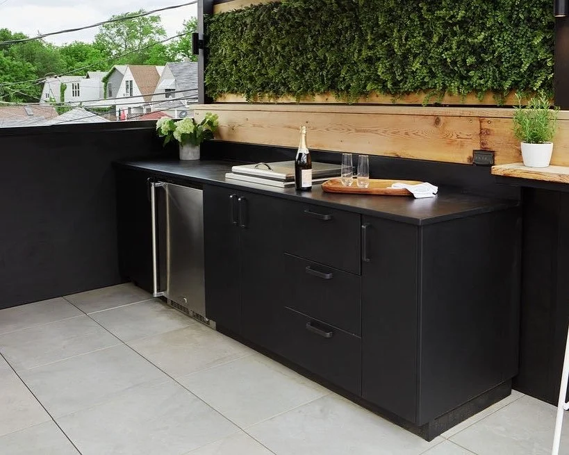 Rooftopia-chicago-outdoorkitchen-logansquare-garageroofdeck.JPG