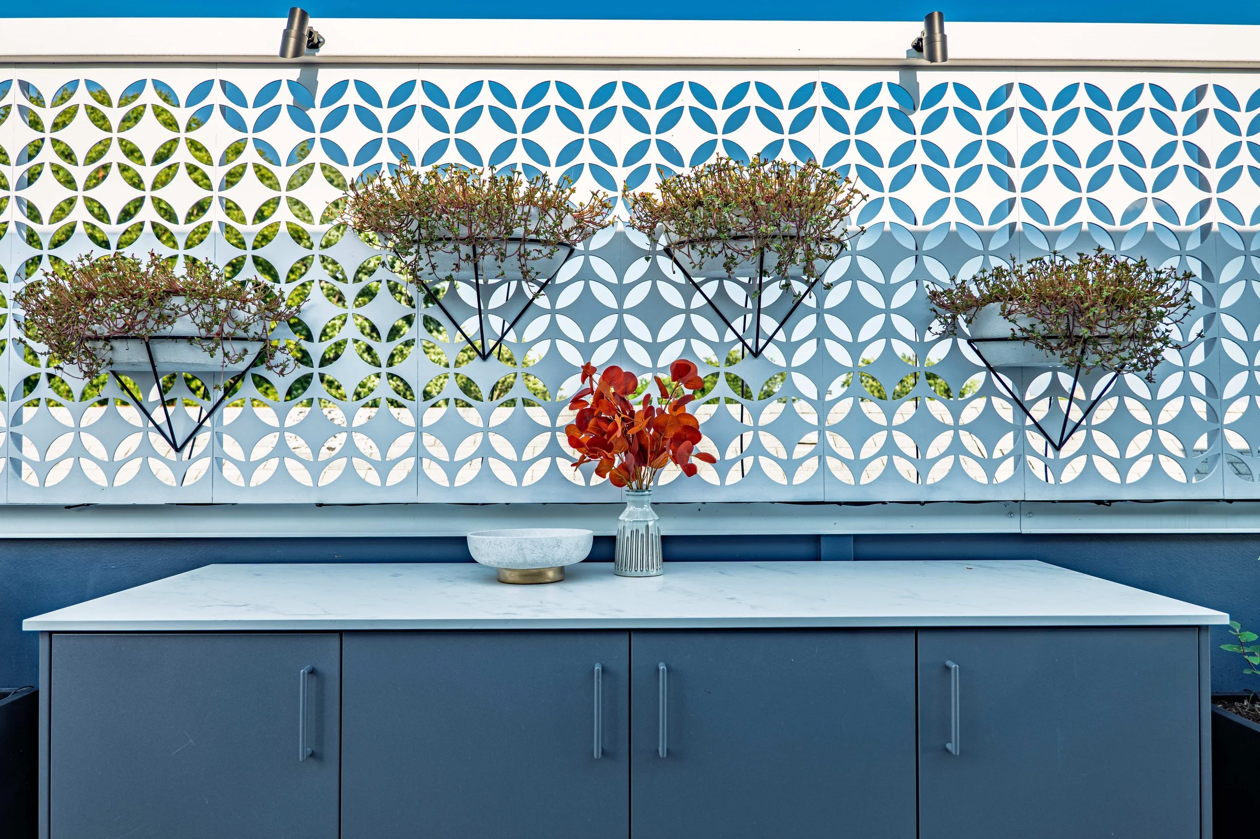 Rooftopia-privacy-screen-planters-cabinets-chicago-rooftop-deck.jpg