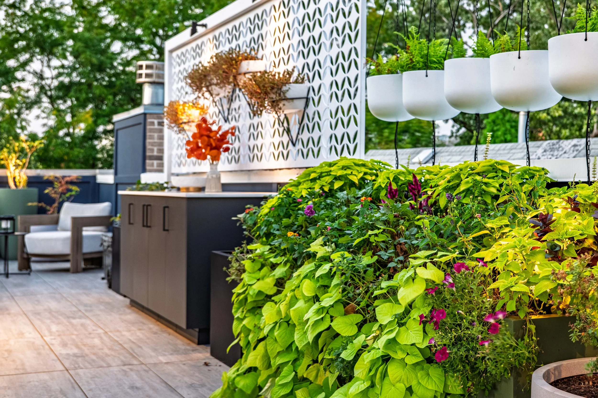 Rooftopia-privacy-screens-planters-cabinets-rooftop-deck-lighting-chicago.jpg