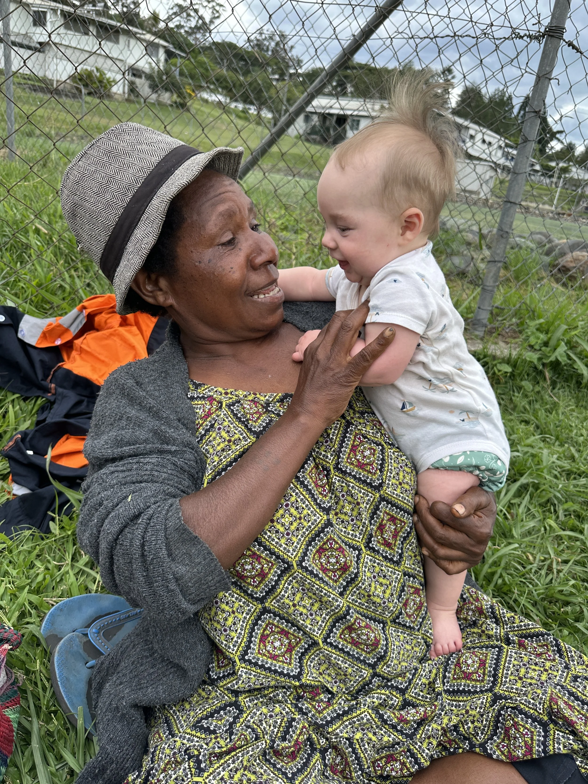 Upegu friends - Mama