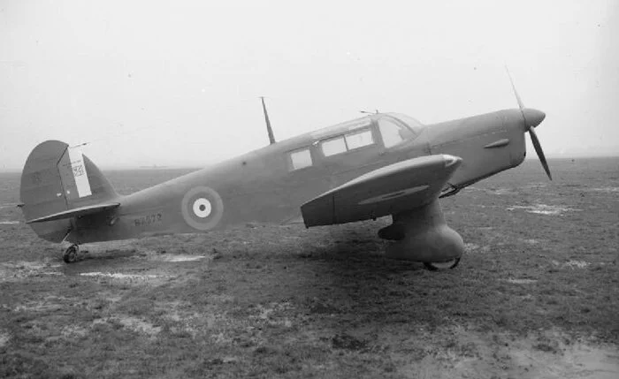 24 Squadron operated two types of Percival light aircraft—the Vega Gull and the Proctor. While the Vega Gull had a meagre production run of 90 aircraft, more than 1,100 copies of its follow-on cousin, the Proctor, were built. Trevor Southgate flew them both. Photo: Imperial War Museum