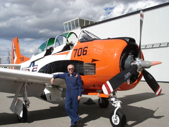 Just before launch, I take a moment to allow Todd Lemieux to capture my excitement... but in a casual, devil-may-care sort of manner. Photo: Todd Lemieux
