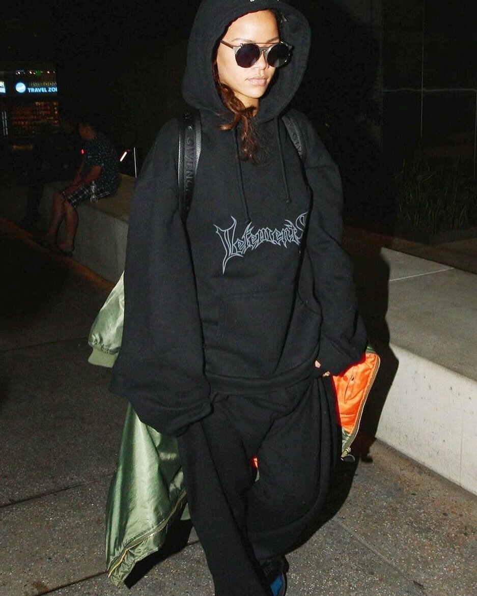 Celebrity approved sweats are for every occasion sweats #inspiration #rihanna #rihannastyle