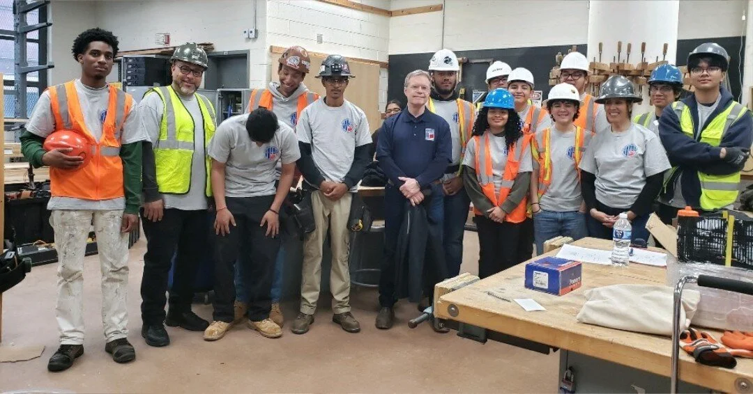 It's #HardHatWednesday. HEART 9/11 and team leaders from the @CarpentersNyc and IBEW Local Union 3 are working with seniors @HSforCTEA.  Students will get hands-on training with #skilledunionlabor members. #WorkSmart #UnionProud