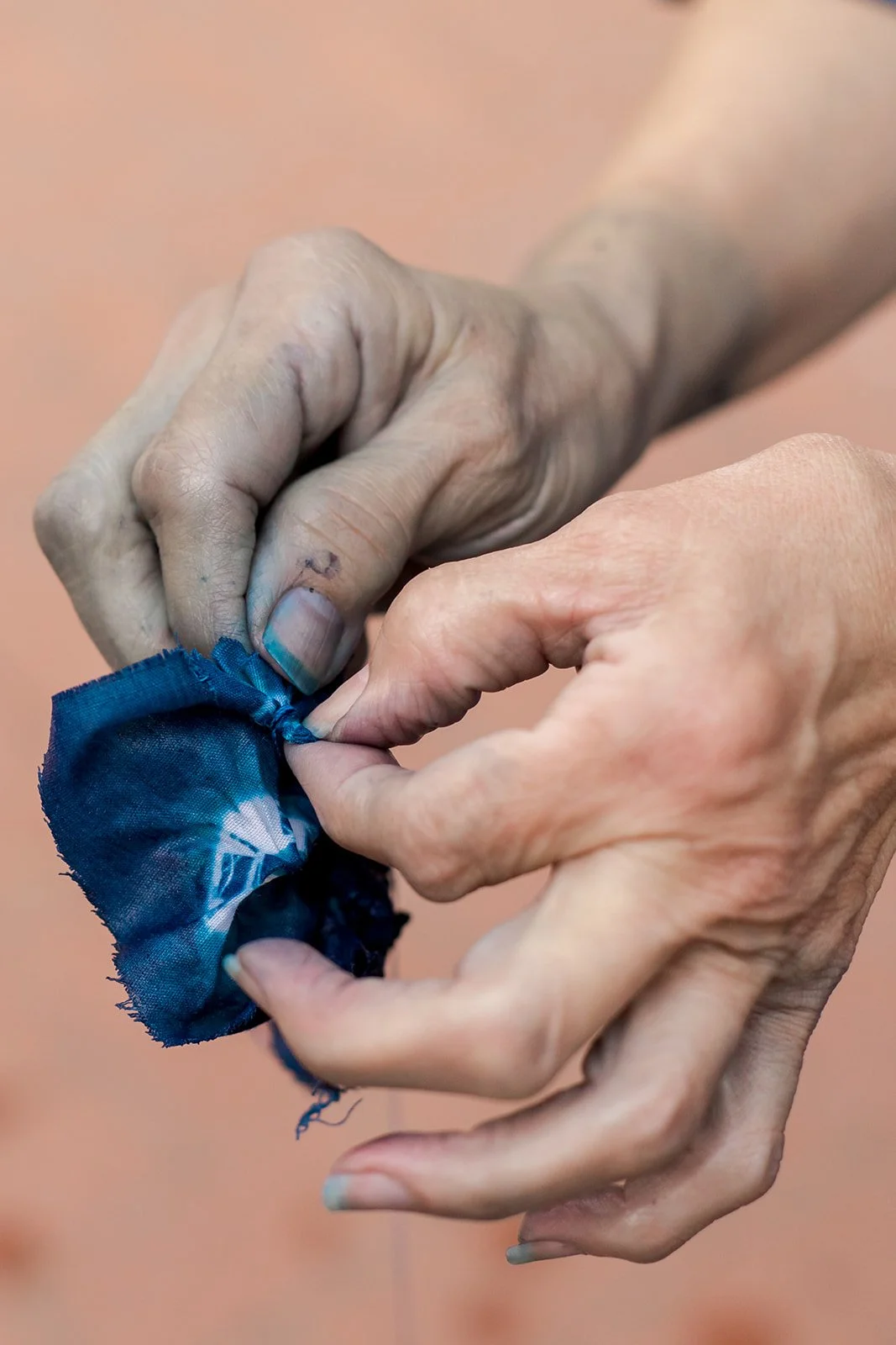 USC: Roski School of Art &amp; Design, "Make Mend: I’m DYE-ING to Make That!" Workshop