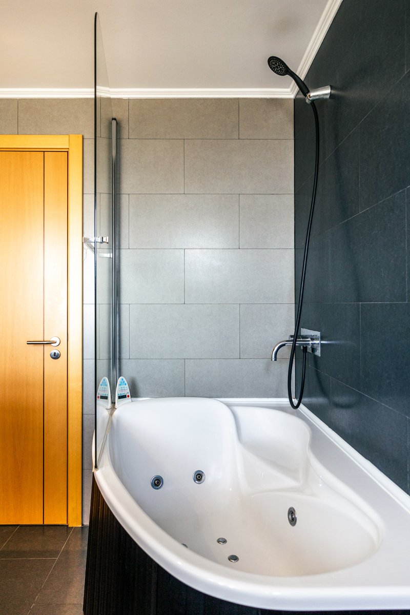 2022_08_10 Jeroen - Airbnb Caparica_online--13.jpg