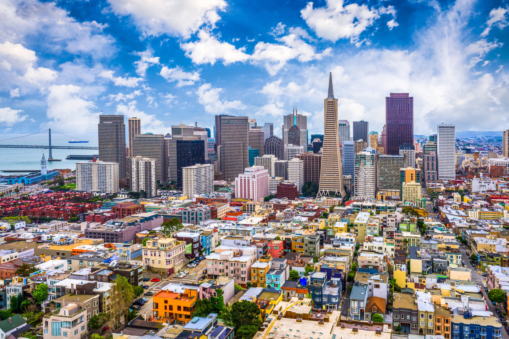 San Francisco California skyline, representing a high income and fast paced market with strong demand for premium wellness franchise opportunities.