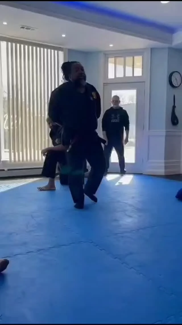 A few weeks late posting, but just want to say what a great time I had at WWA free workout/Dojo-live. What a great seminar! Thank you to our host, thank you my fellow WWA team, Thank you WWA members and future members.
#tnkjujitsu
