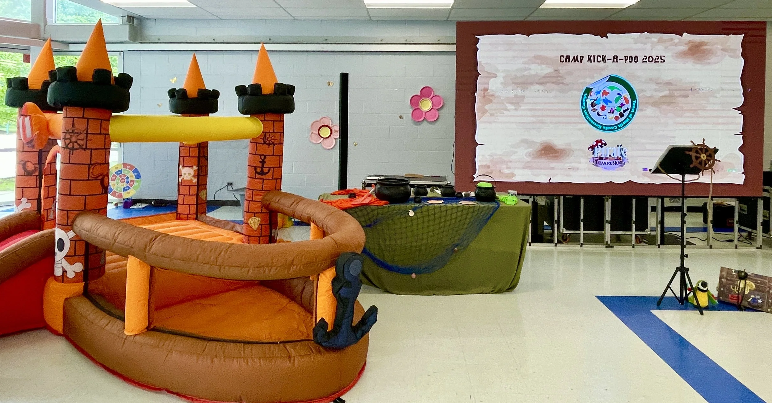 PIRATE INFLATABLE PLAYGROUND .jpg