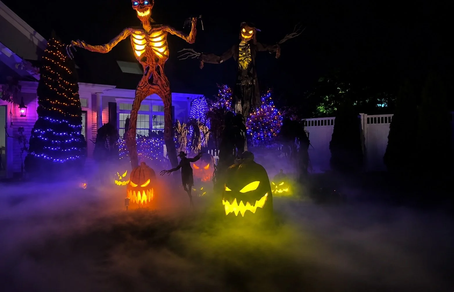fog machine rental, low-lying fog effects, event fog effects, professional fog operator, special effects rentals, NYC & NJ.