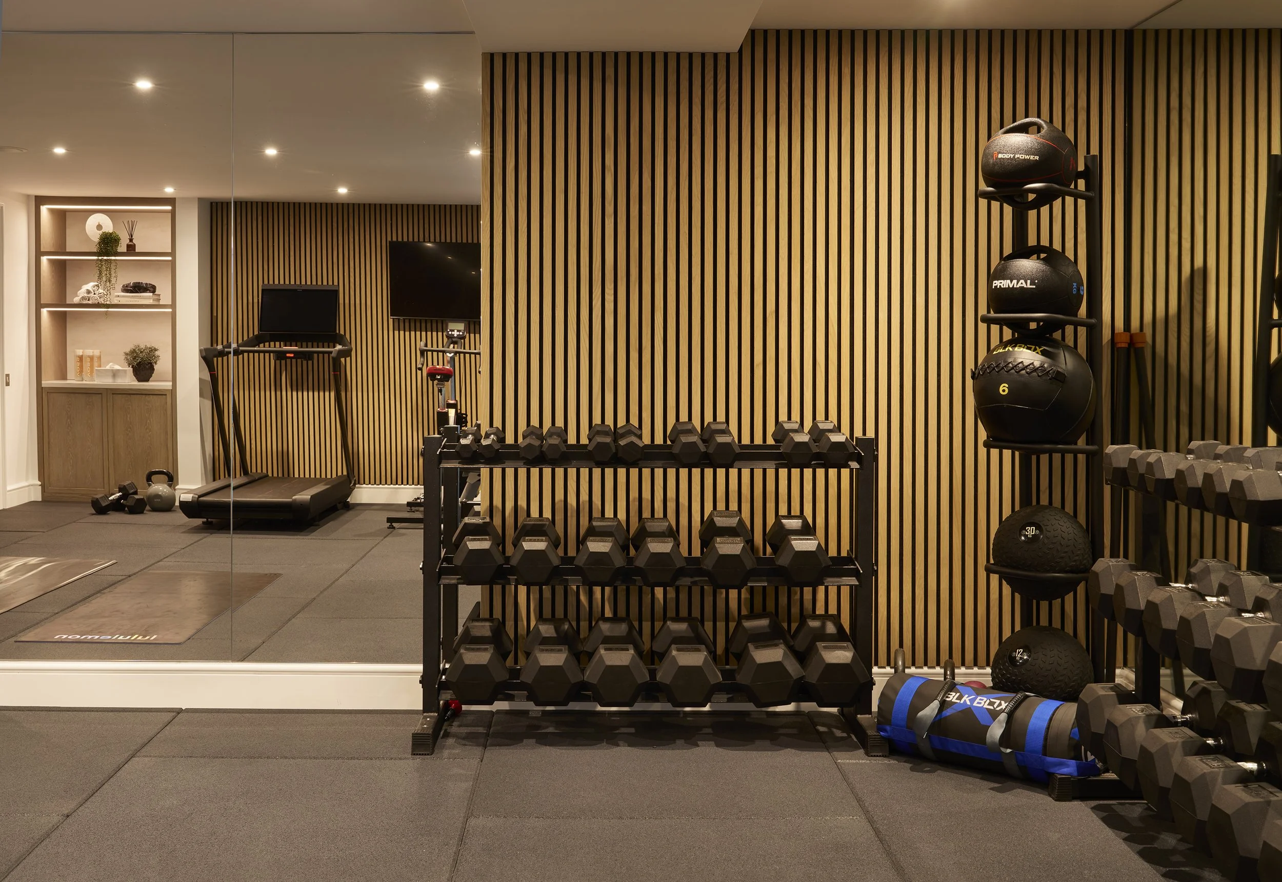 8. Home Gym.jpg