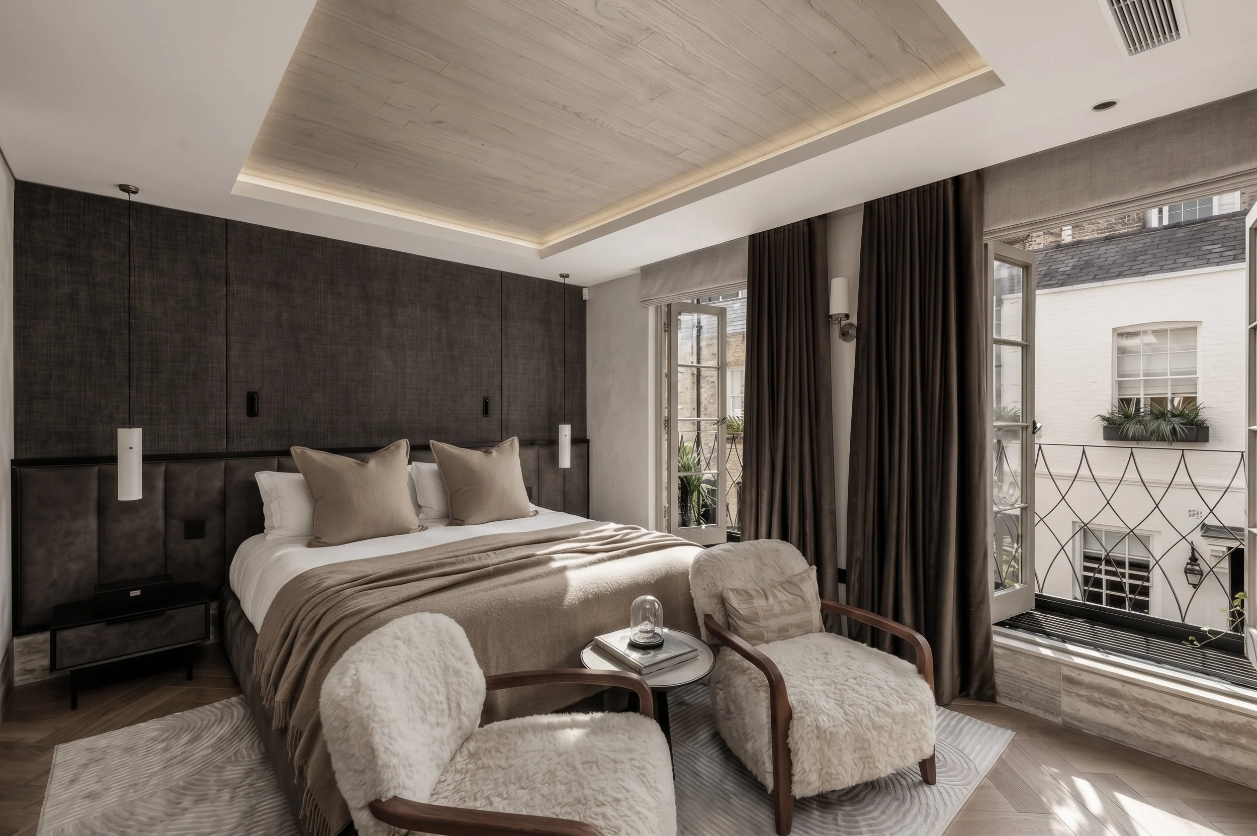 master bed 2.jfif
