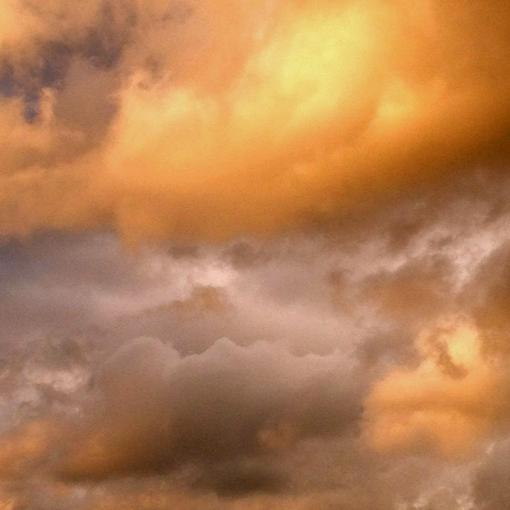 Goldene Wolken