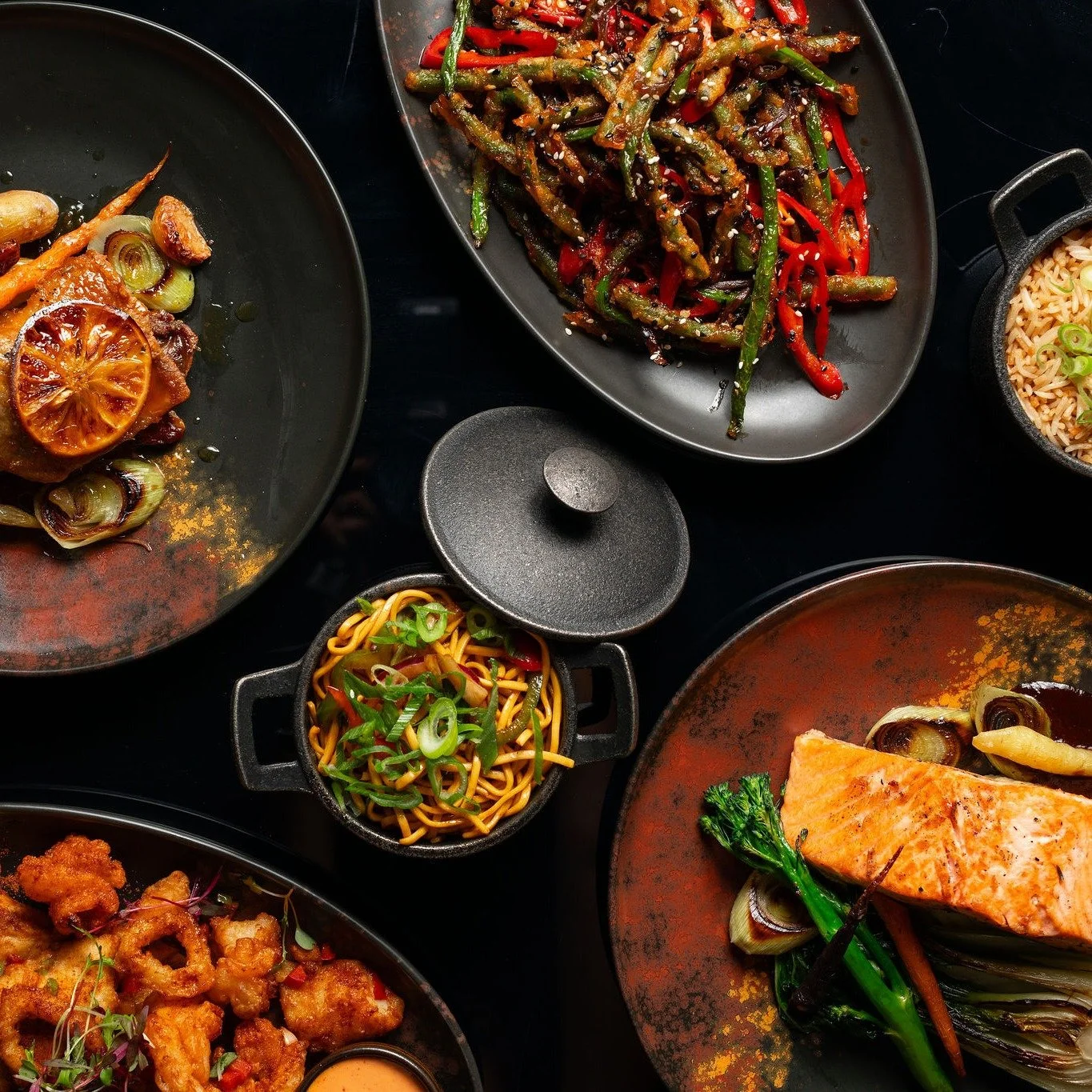 We have now started serving our festive menu!🥢

Enjoy three courses and a side from &pound;39 - get your table booked now as they are filling up fast🎄

 #GlasgowEats #chineserestaurant #Christmas #glasgowfood #christmas2024