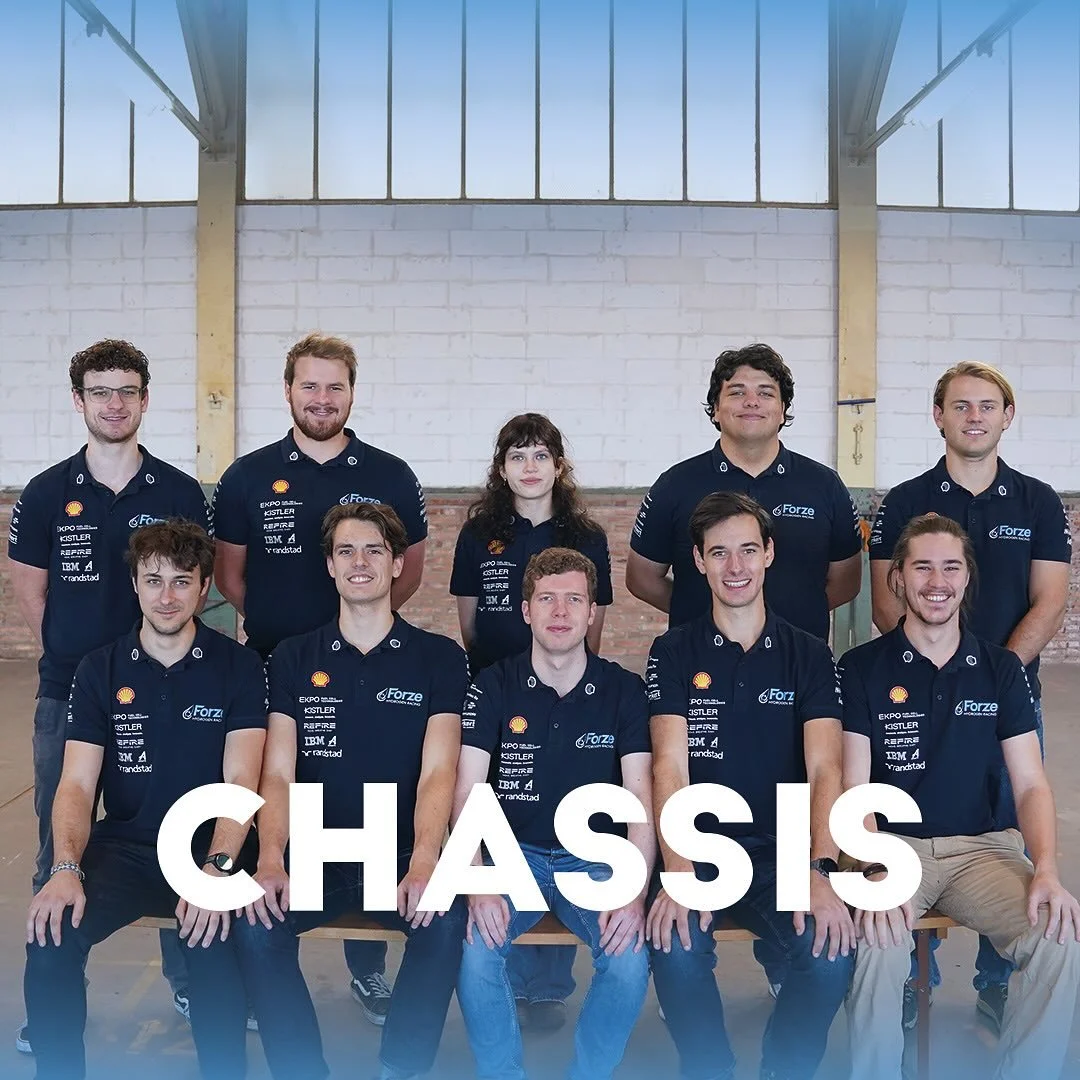 Meet our Chassis Department! Before the car hits the track, before the hydrogen system powers up, and before a single lap is completed, the Chassis Department has already laid the groundwork.
This is our team that turns bold ideas into tangible perfo