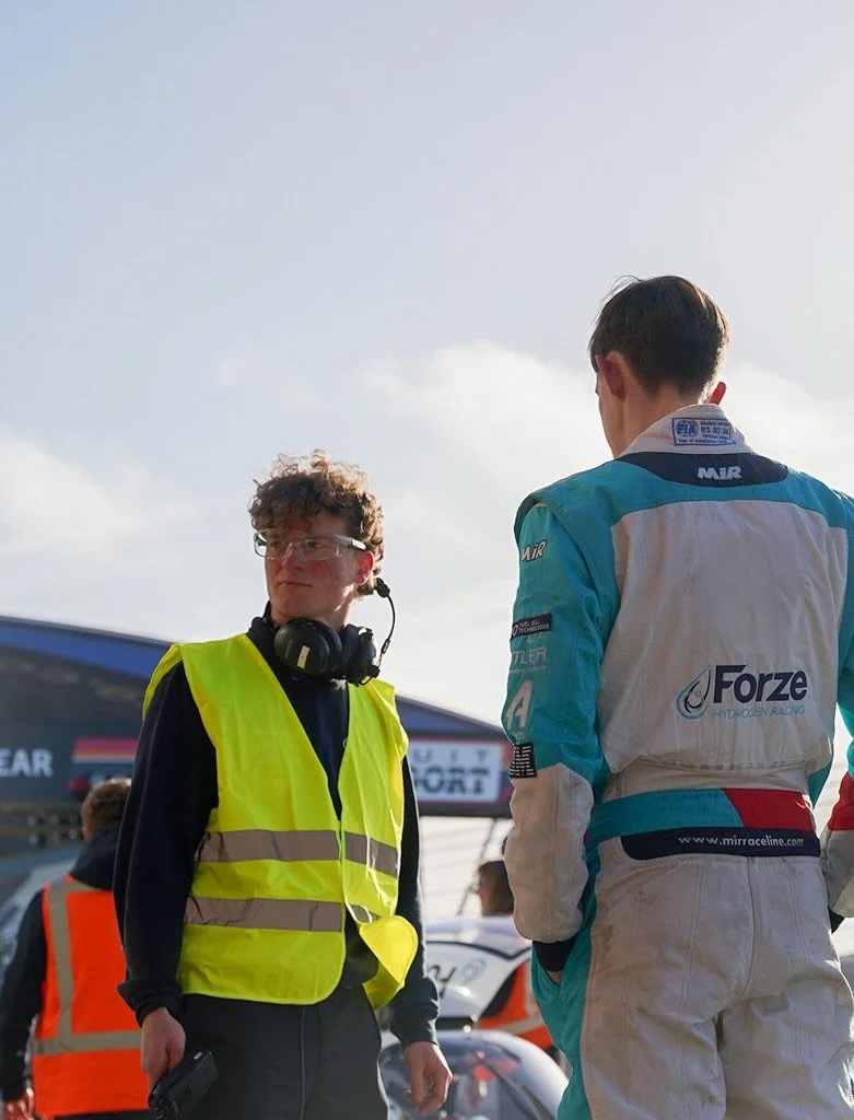 READY, SET, GO! 🏁

Two weeks ago, we had the first day on track of our year. It was a successful day, on which we got valuable insights for our future tracktests. Stay tuned for more updates! 

#forze #forzehydrogenracing #raceteam #racing #hydrogen
