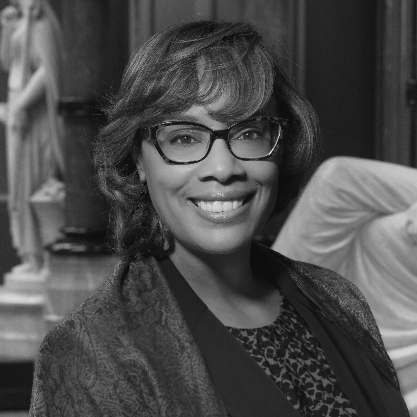  Dr. Lisa Biagas, Chair