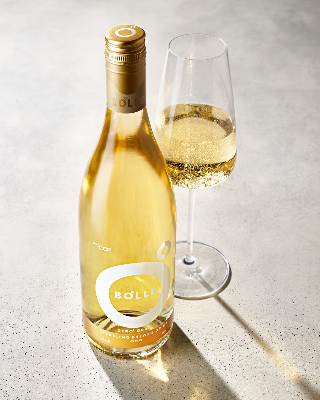Bolle+Oro+bottle+and+glass__1080x1350.png
