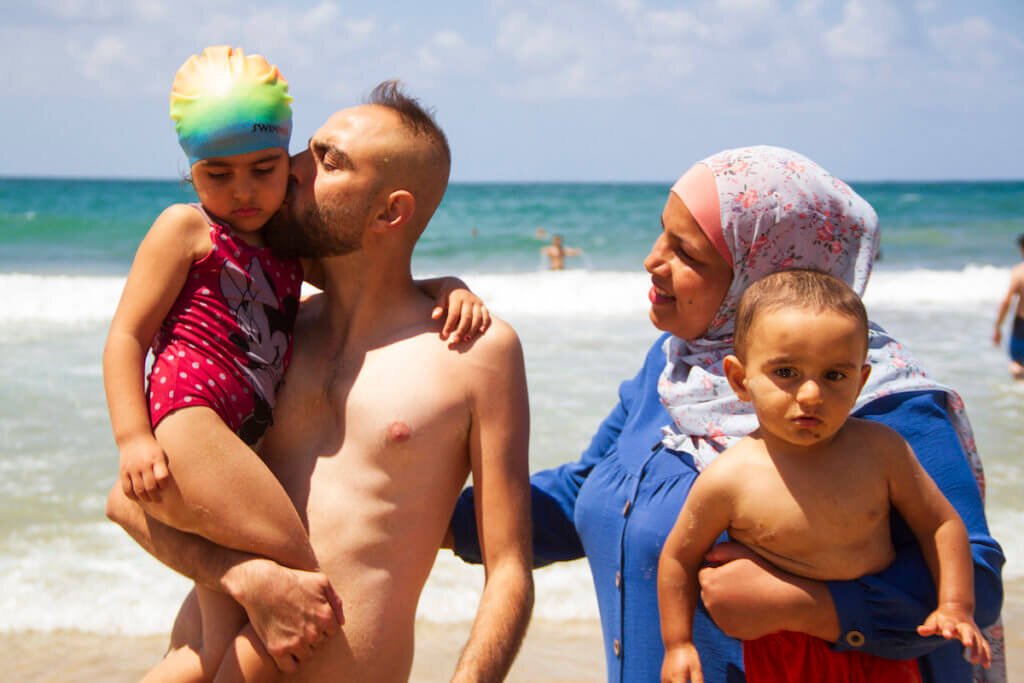 Familia palestina, Jaffa, Agosto 8. Foto: Dareen Tatour