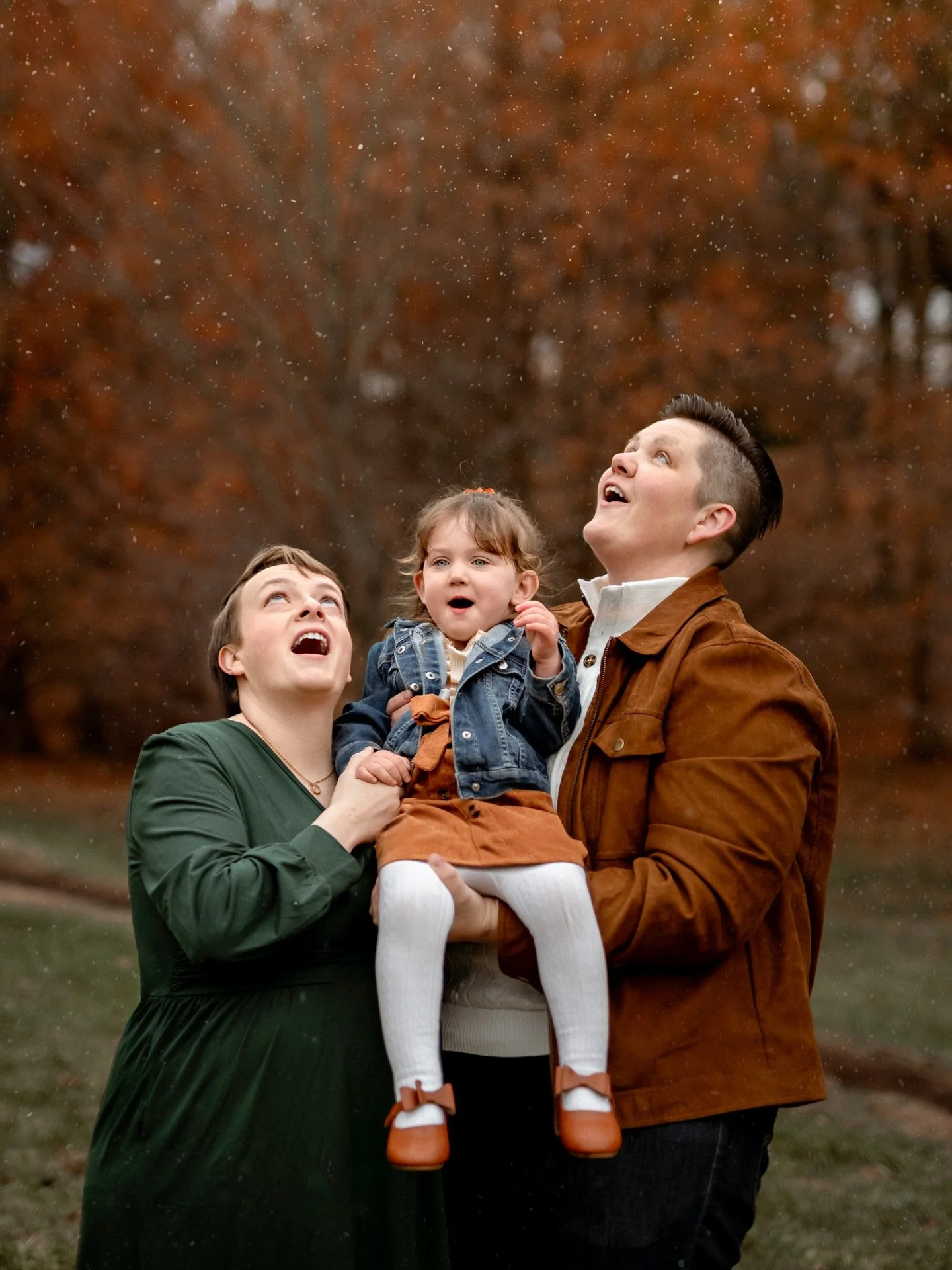 When it suddenly starts snowing just for you at your session!

❄️😍❄️

Congratulations to Lisa, Megan, and their families on their upcoming new addition. 

And thank you for showing me a side of the Arboretum I&rsquo;ve never explored. It never disap