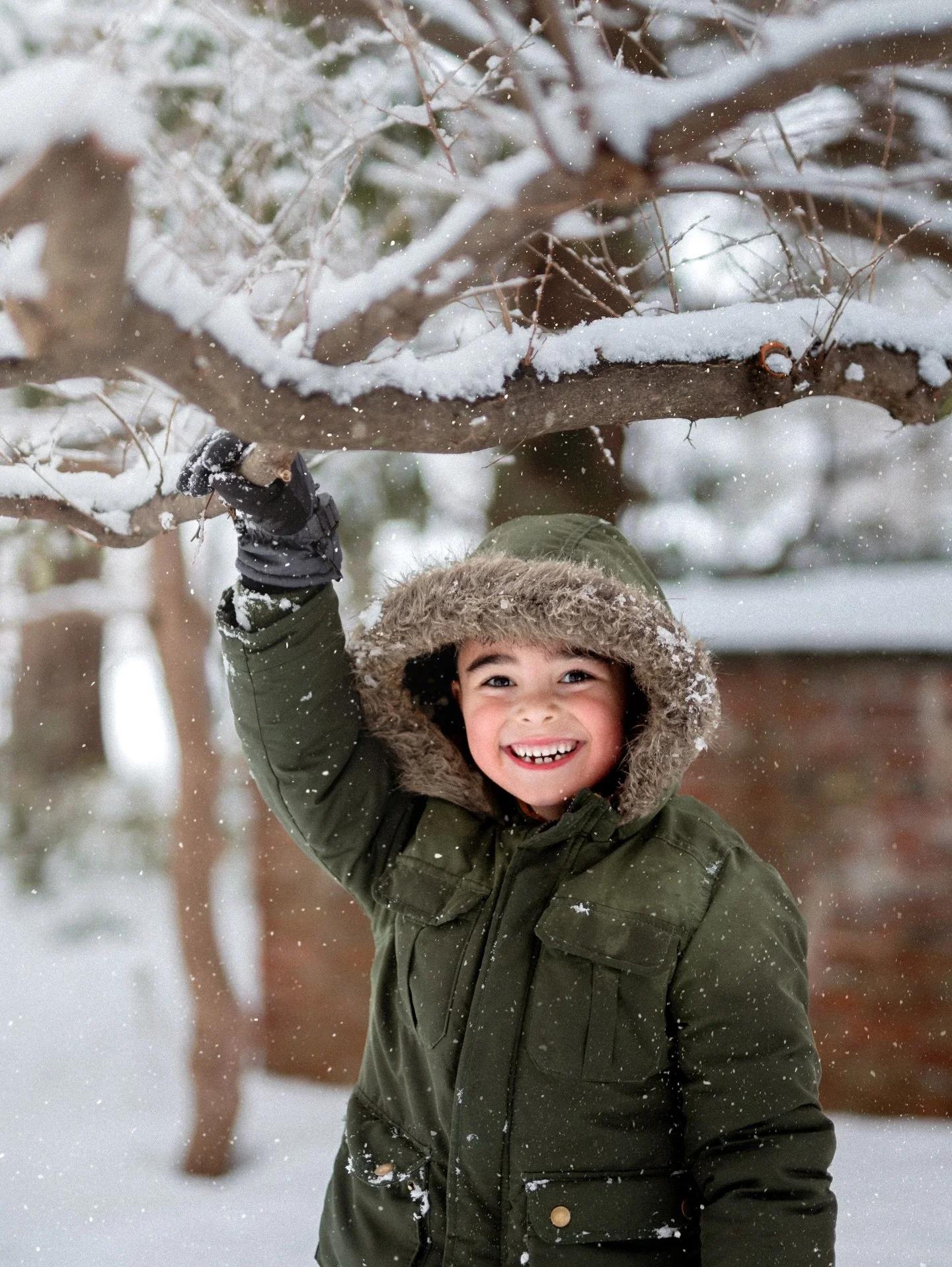 Snow, snow, and more snow.

❄️😬