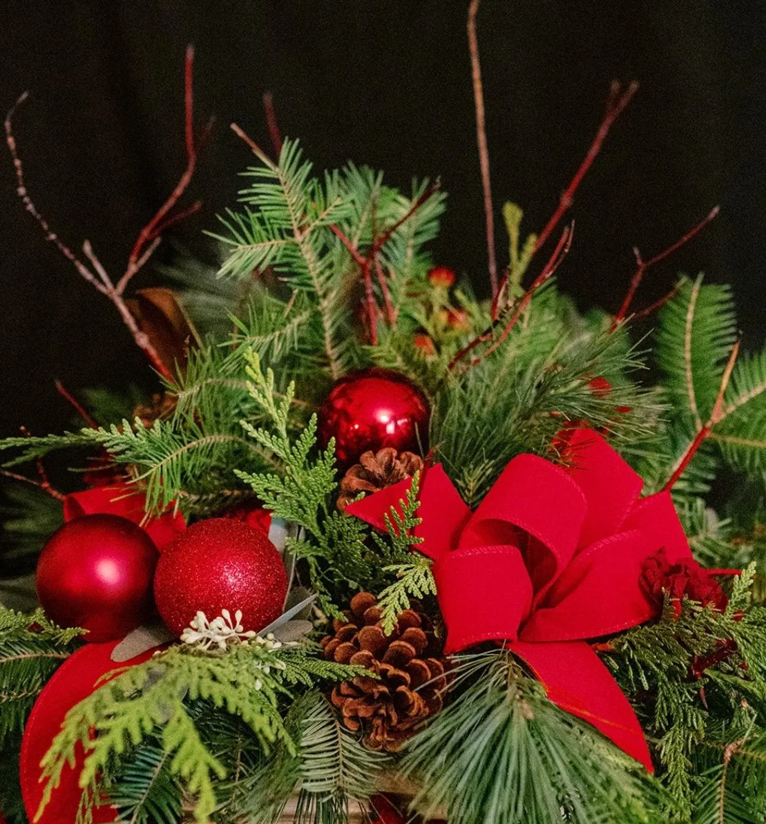 holiday centerpiece with no candles