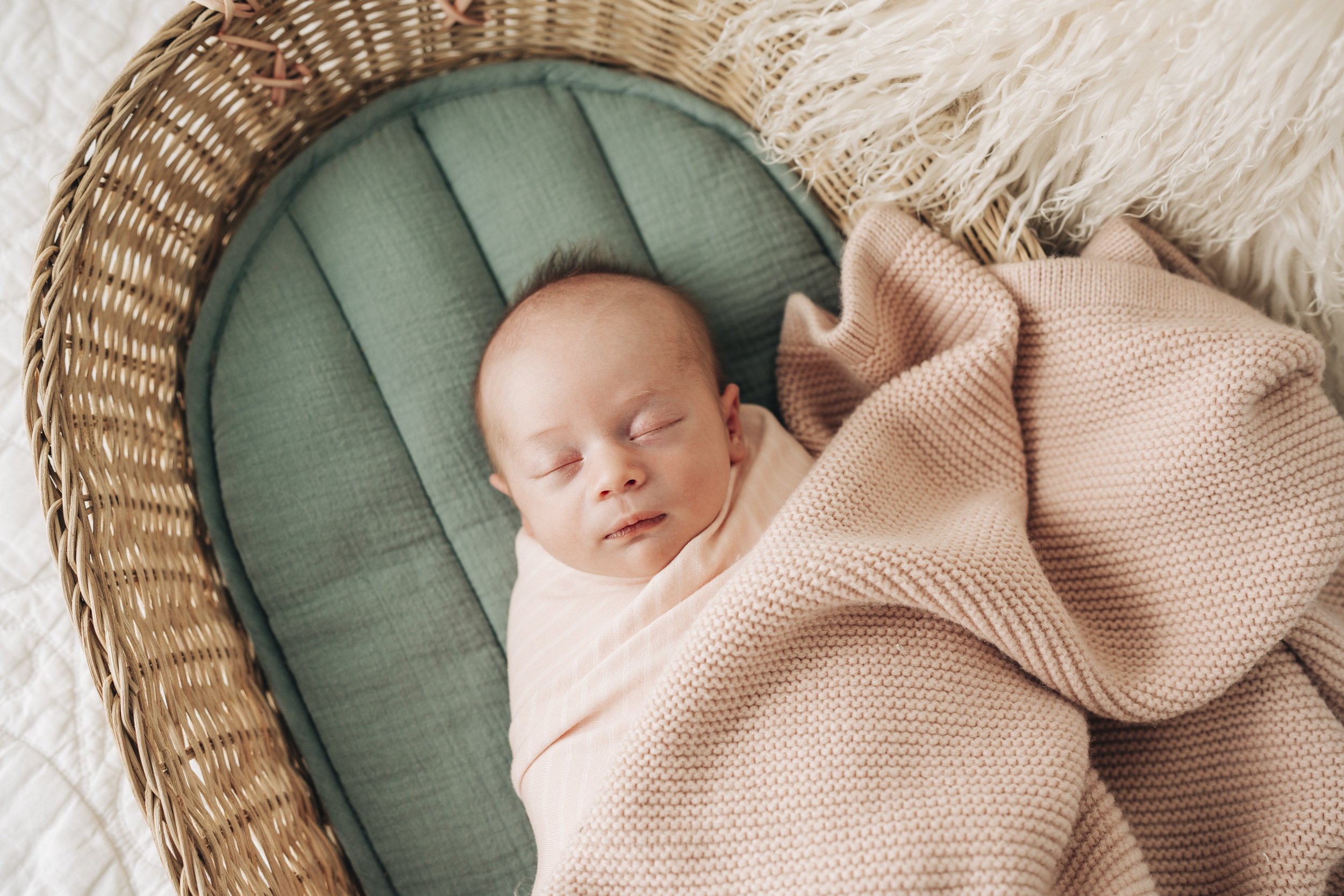denver-maternity-newborn-photography-lifestyle-studio11.jpg