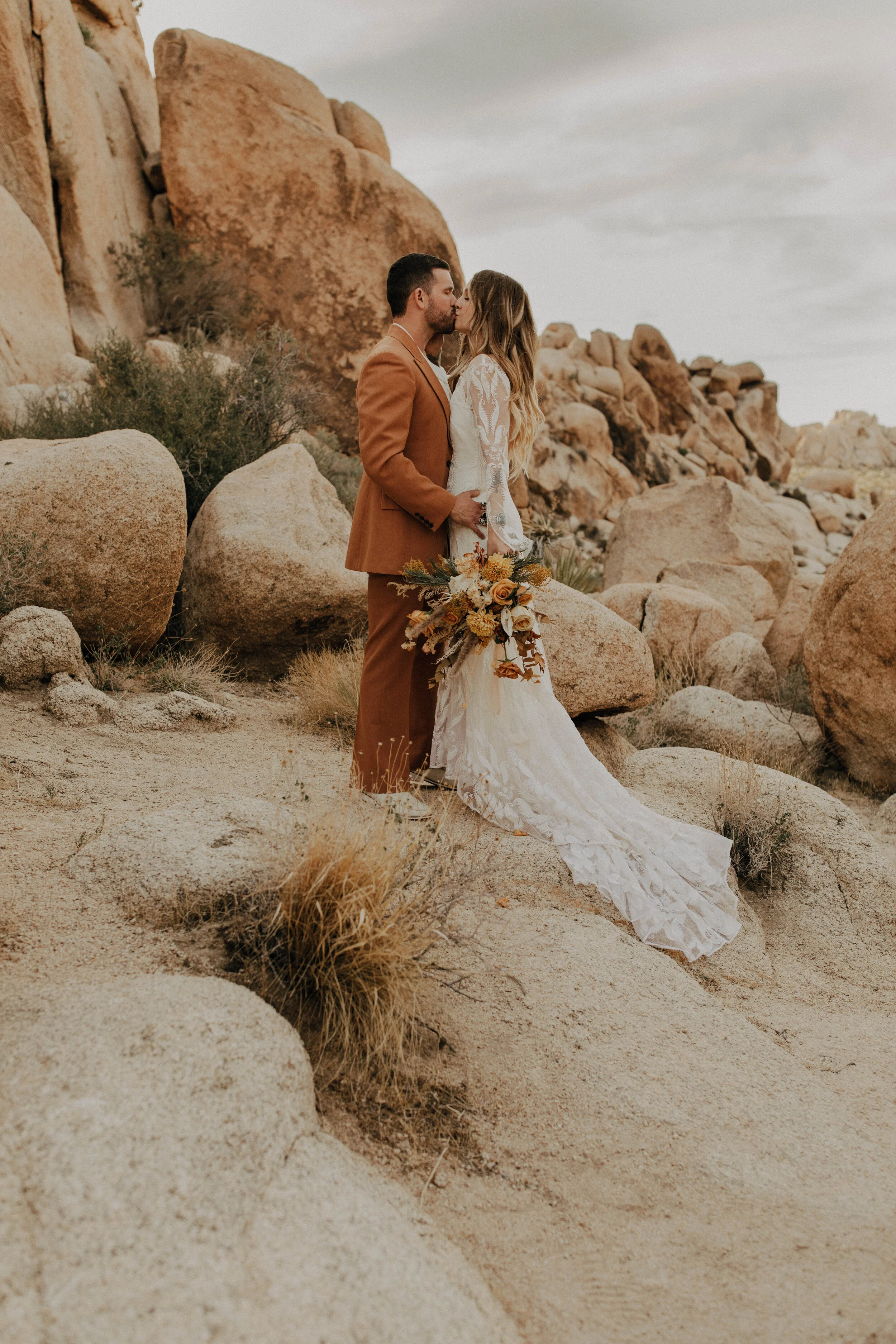 Woodstock Lovers sneaks-6.jpg