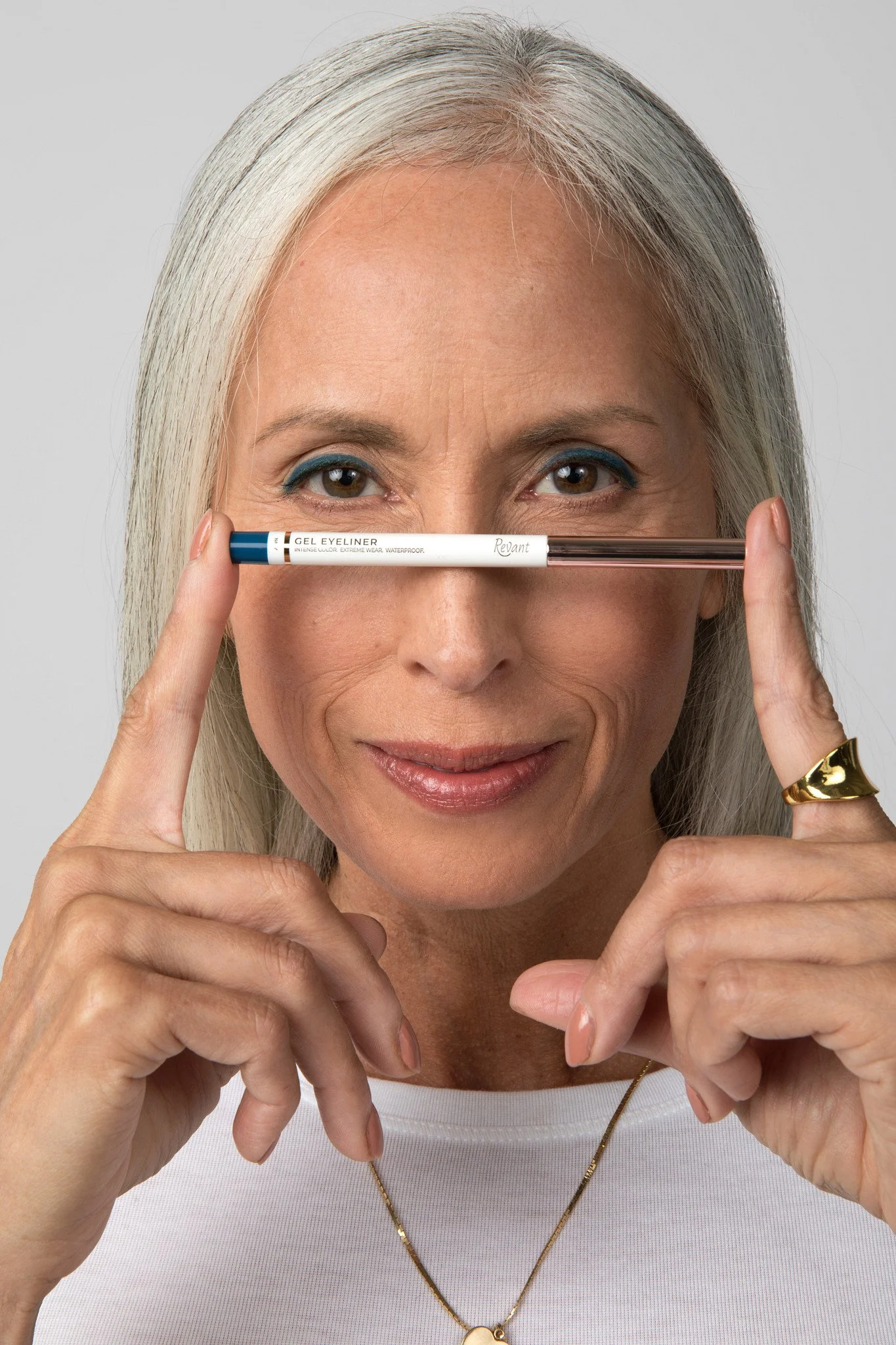 Revant Cosmetics_r1_01E_0275.jpg