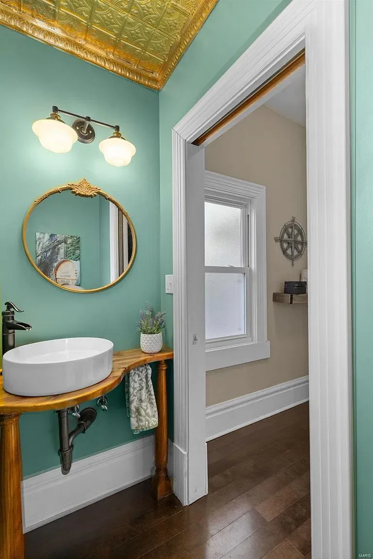 guest bathroom.webp