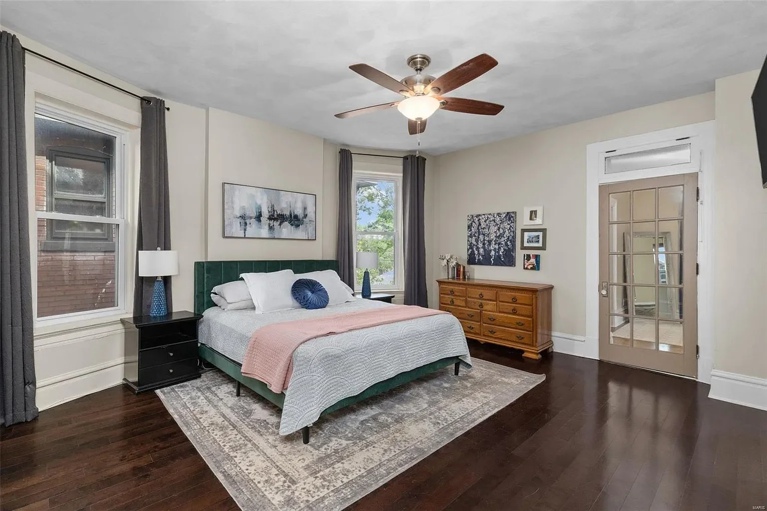 Shenandoah - Masters Room.webp